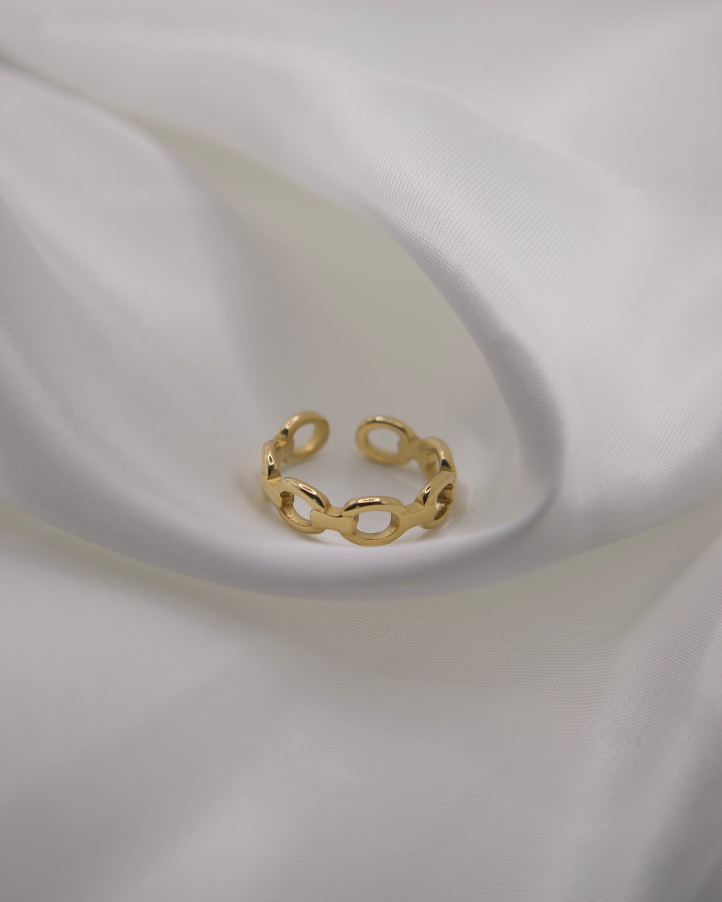 Alice Ring