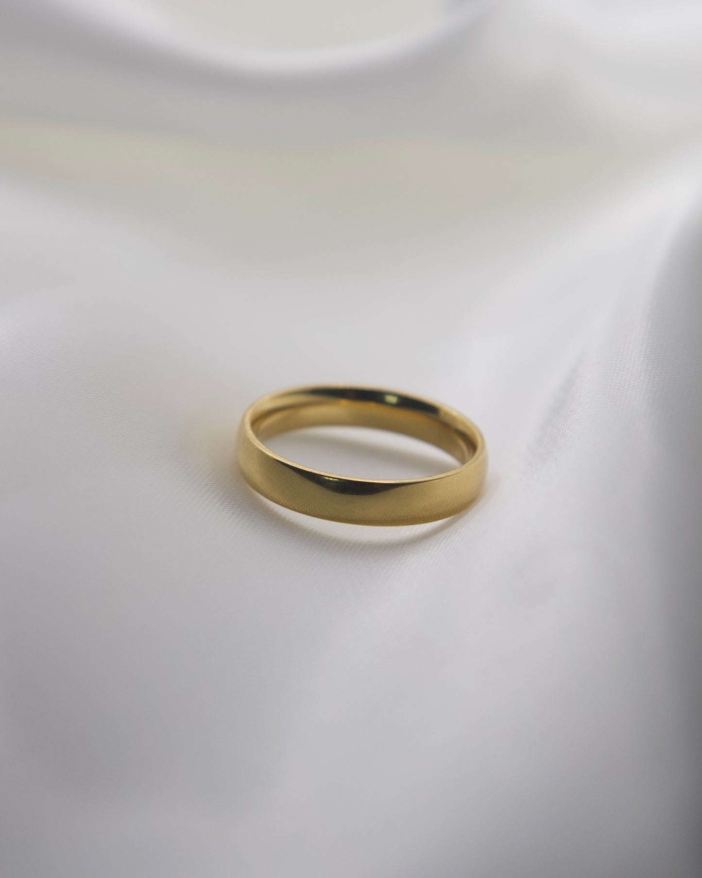 Sleek Ring