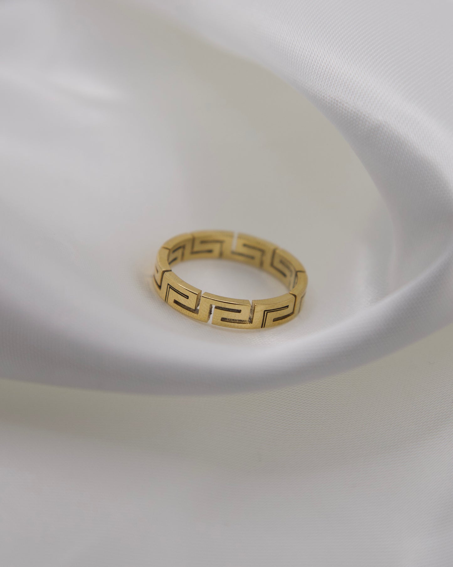 Deluxe Ring
