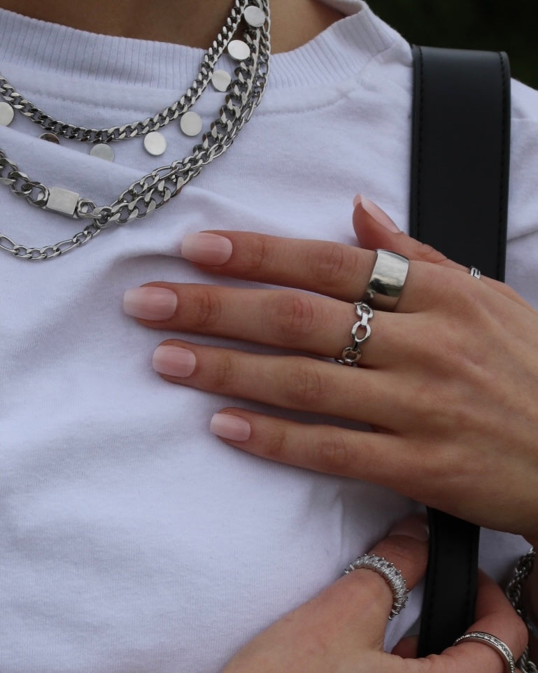 Scarlett Ring