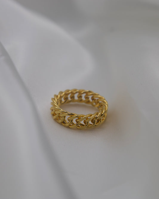 Emma Ring