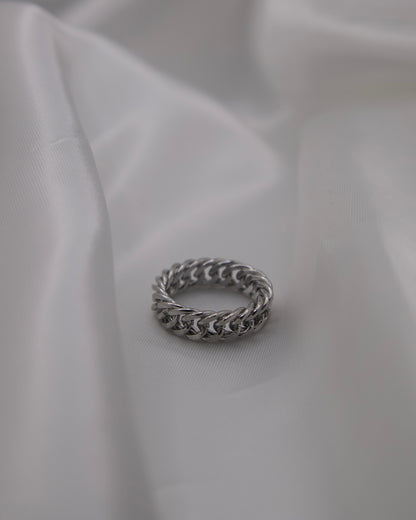 Emma Ring