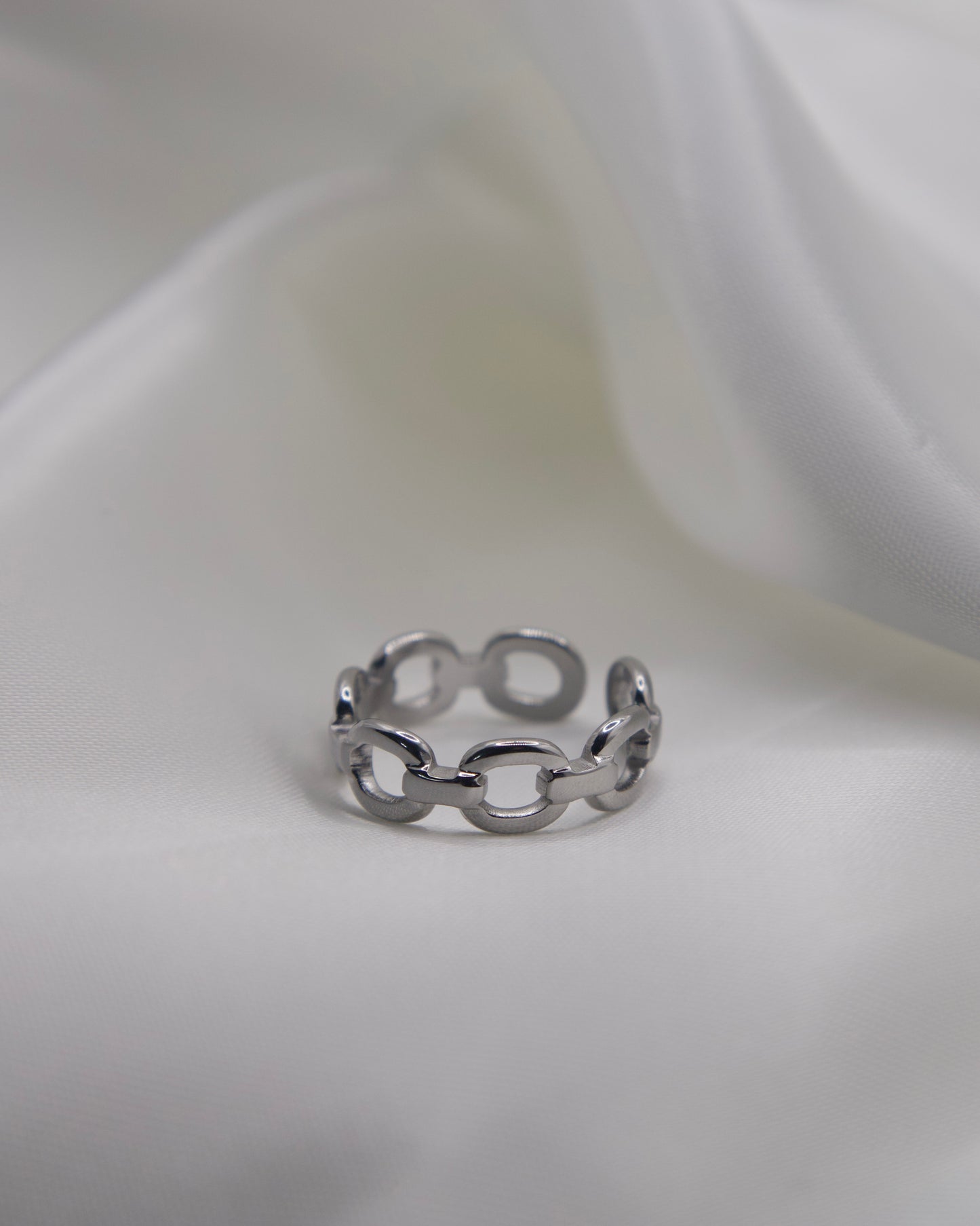 Alice Ring