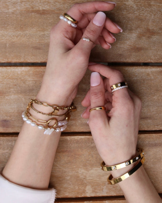 Lara Ring
